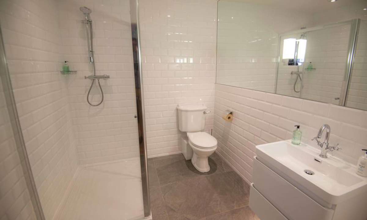 Rooms 12 (1)